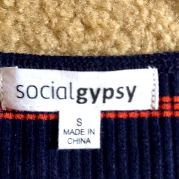 Social Gypsy Womens dress - Picture 3 of 5